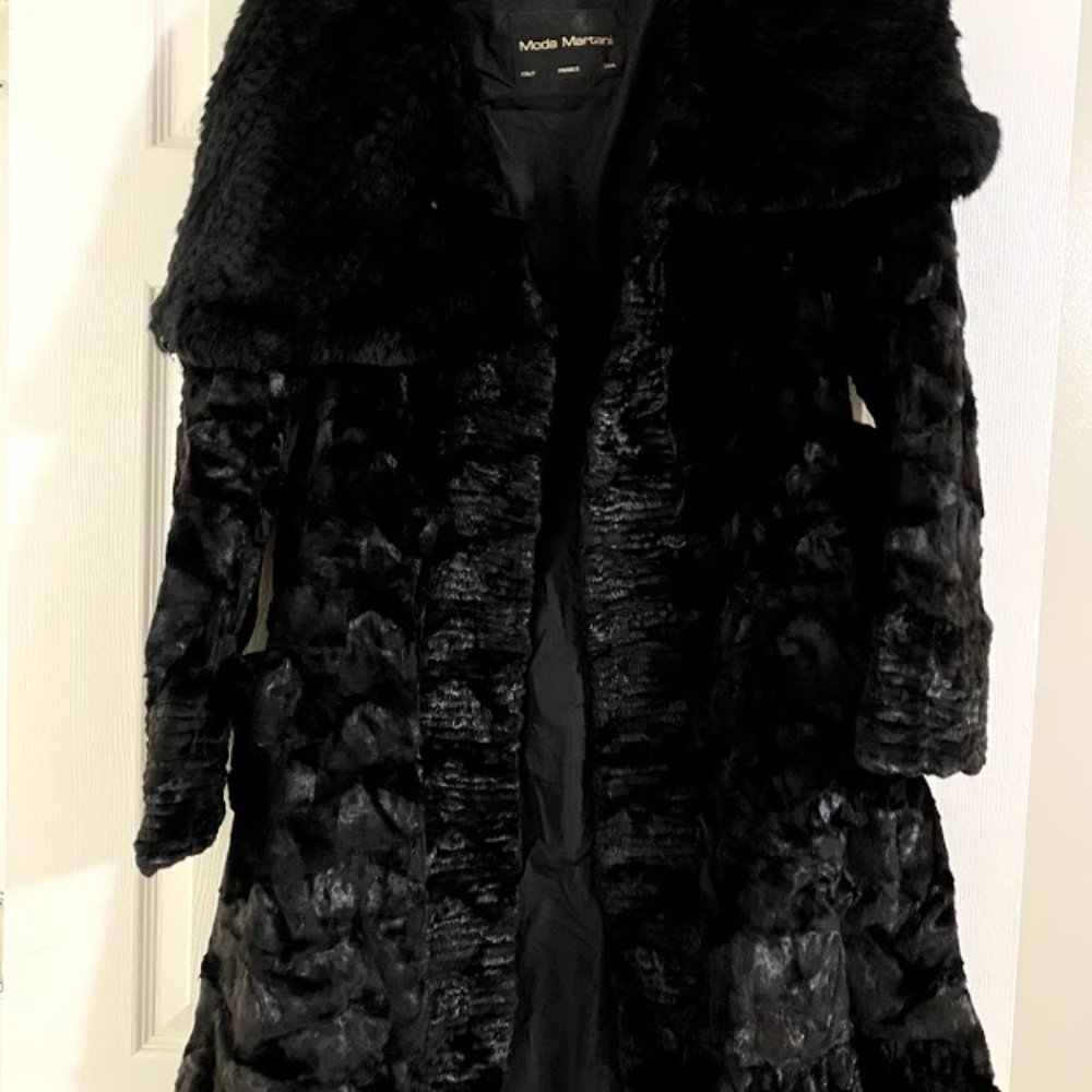 Winter coat size M. black super warm jacket